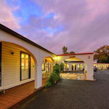 Azalea Motel Coonabarabran Exterior foto